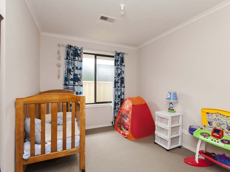 3 McGuire Court, Hackham SA 5163