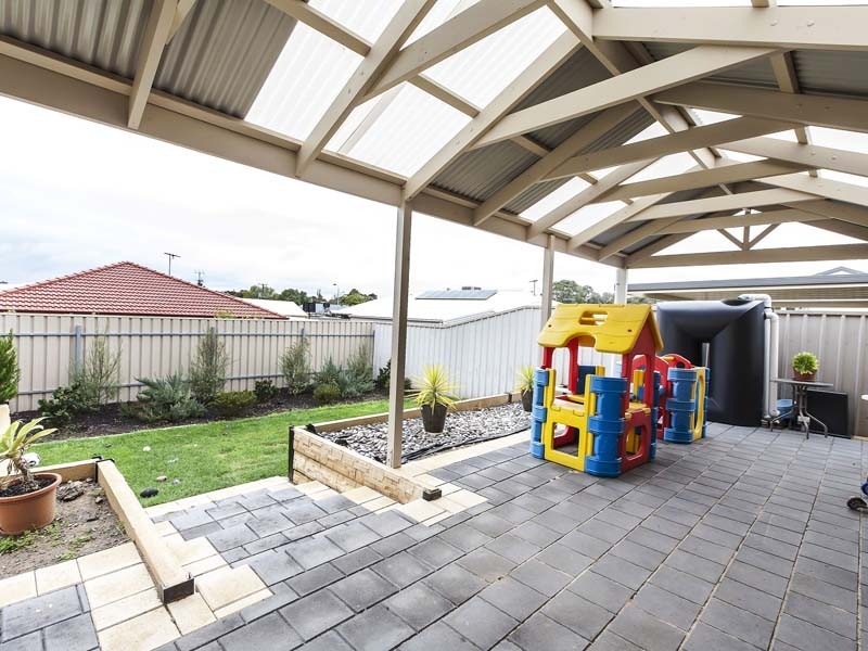 3 McGuire Court, Hackham SA 5163