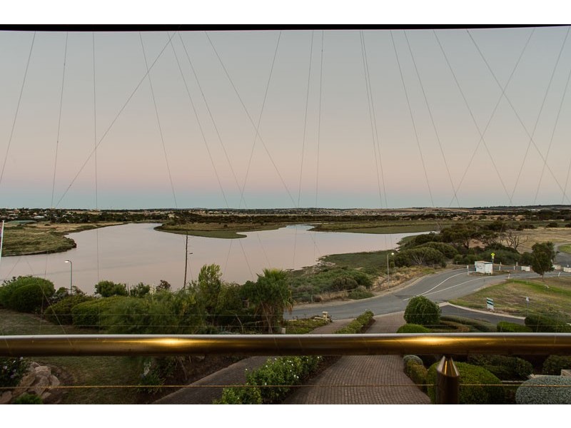 6a Britain Drive, Port Noarlunga South SA 5167