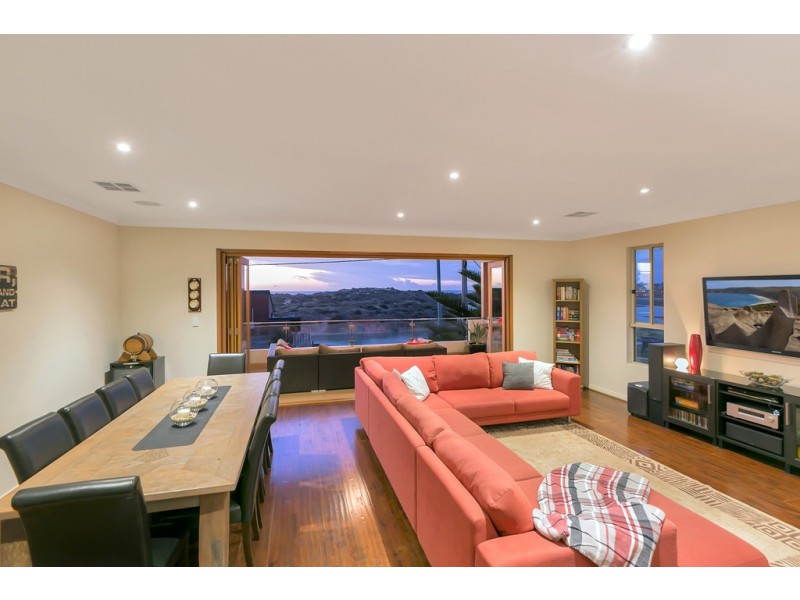 4 Truro Street, Port Noarlunga South SA 5167