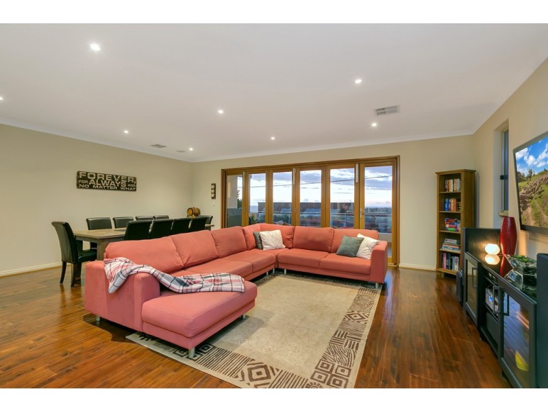 4 Truro Street, Port Noarlunga South SA 5167