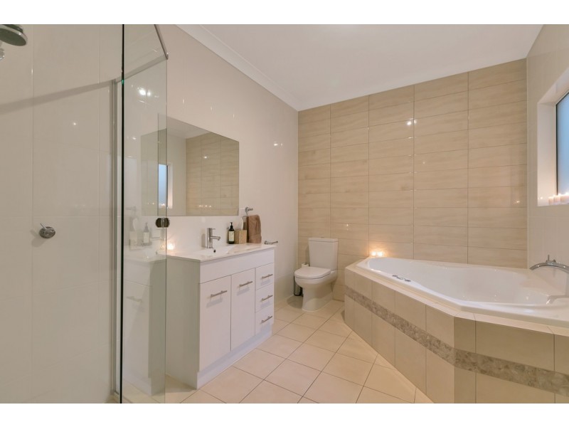 4 Truro Street, Port Noarlunga South SA 5167