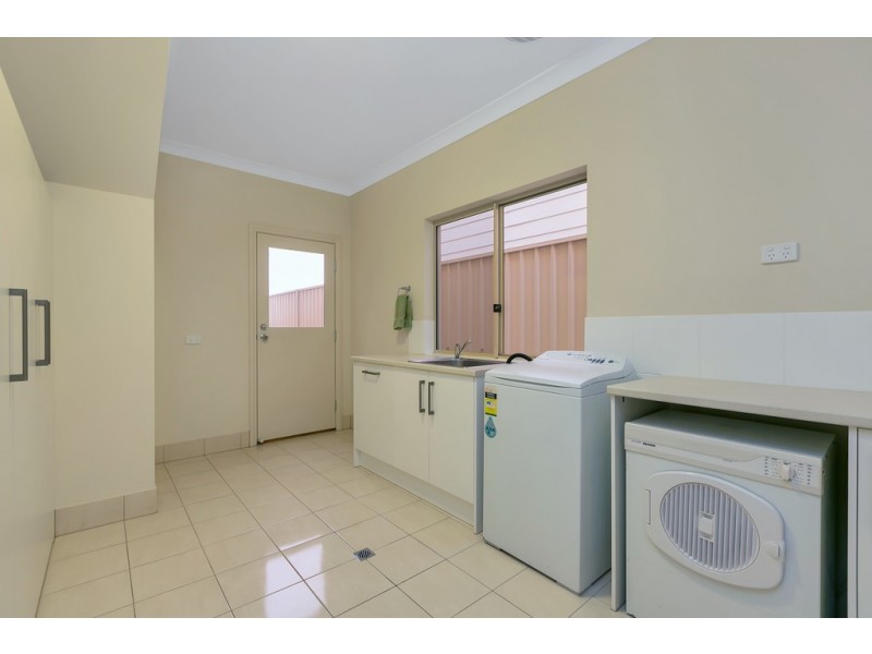 4 Truro Street, Port Noarlunga South SA 5167