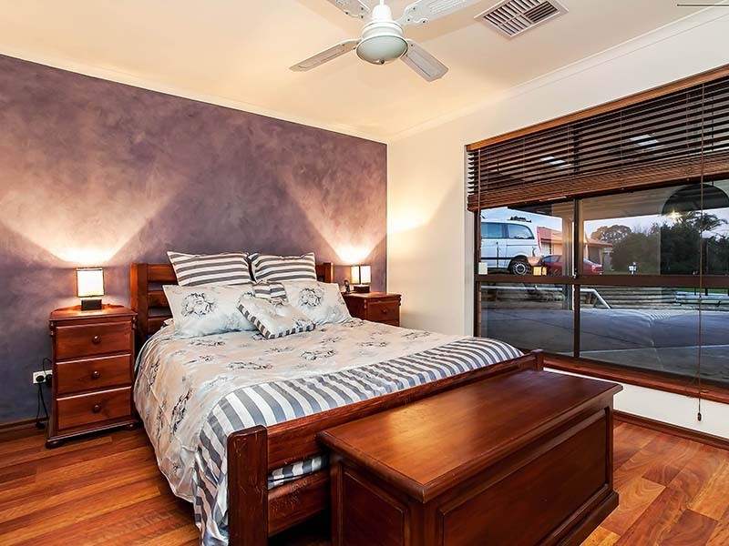 3 Madge Court, Woodcroft SA 5162