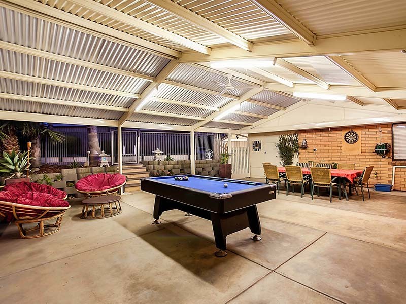 3 Madge Court, Woodcroft SA 5162