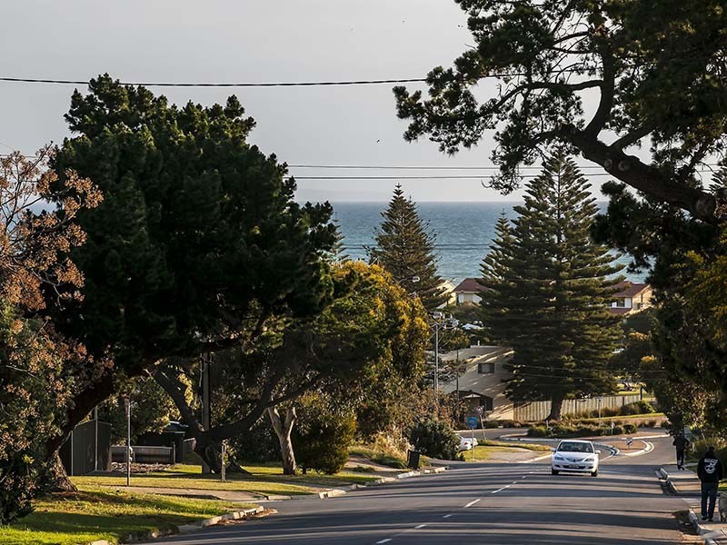 21 Griffiths Drive, Moana SA 5169