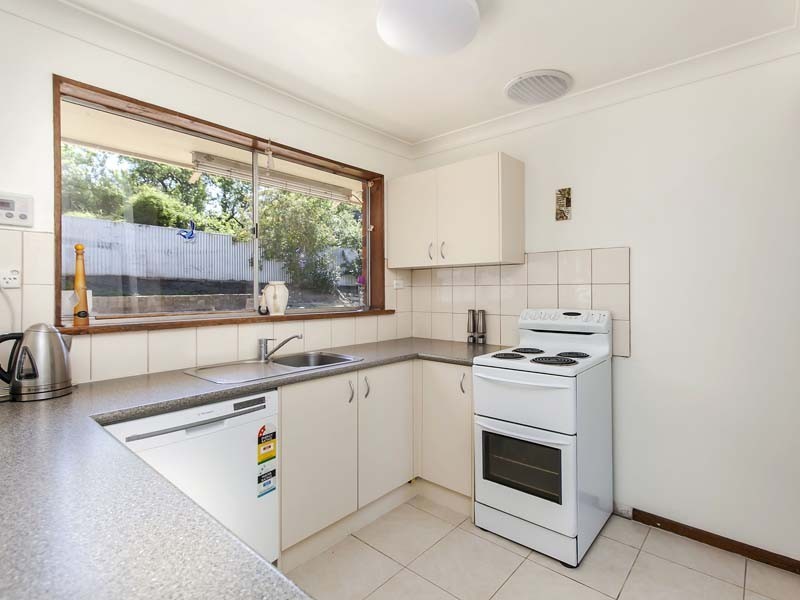 21 Flinders Crescent, Hackham SA 5163