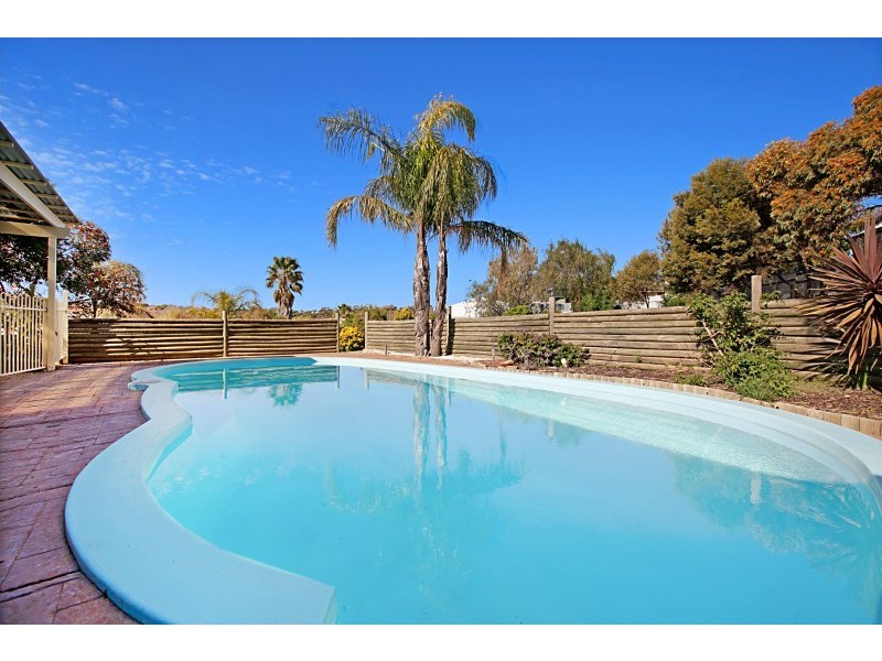 3 Emmanuel Court, Christie Downs SA 5164