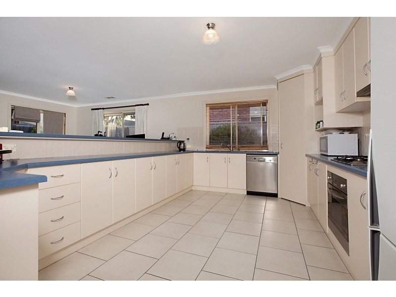 2 Blanche Court, Sheidow Park SA 5158