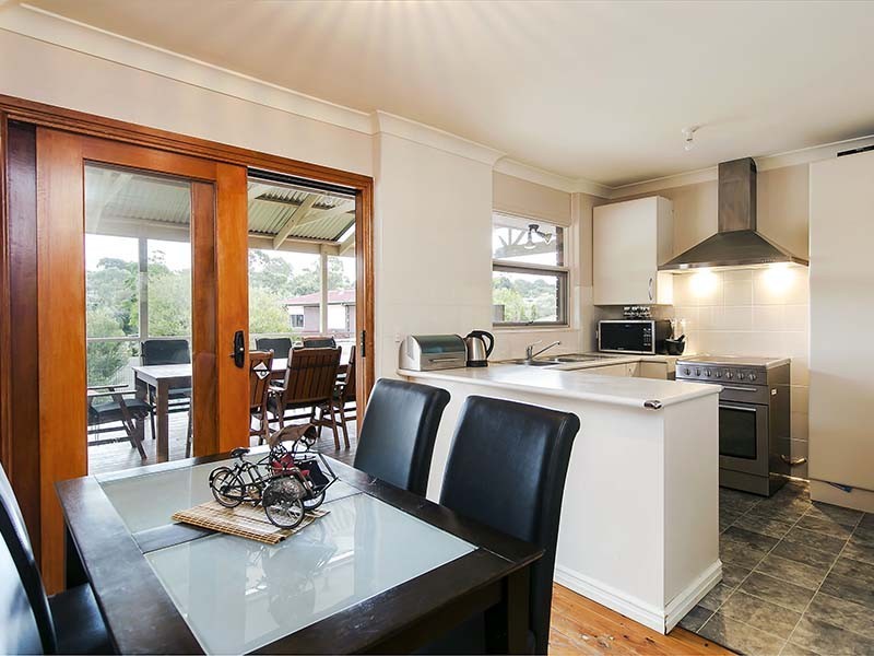 9 Alexander Crescent, Hackham SA 5163