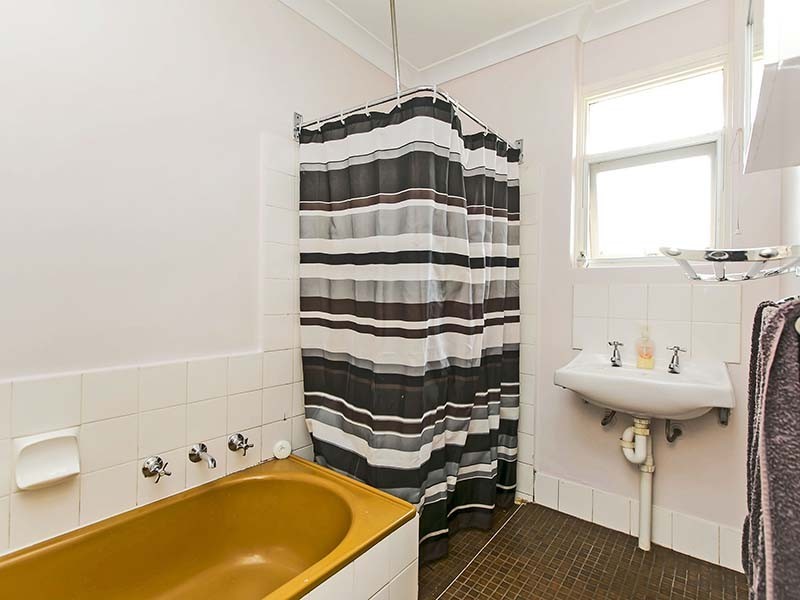 9 Alexander Crescent, Hackham SA 5163