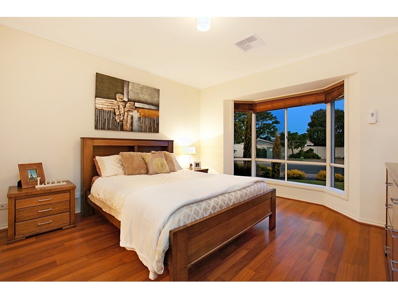 15 Newfield Drive, Reynella SA 5161