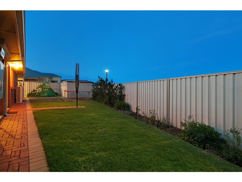 15 Newfield Drive, Reynella SA 5161