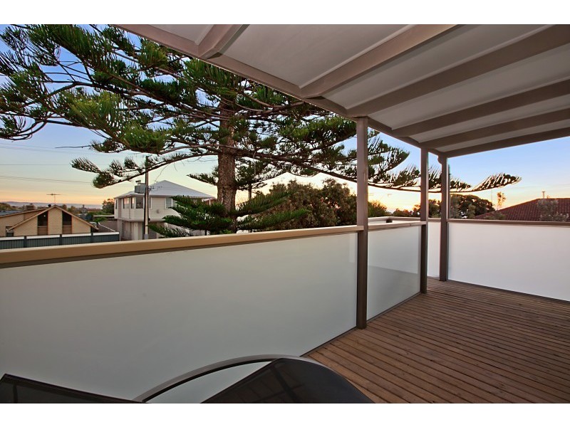 69 Cliff Avenue, Port Noarlunga South SA 5167