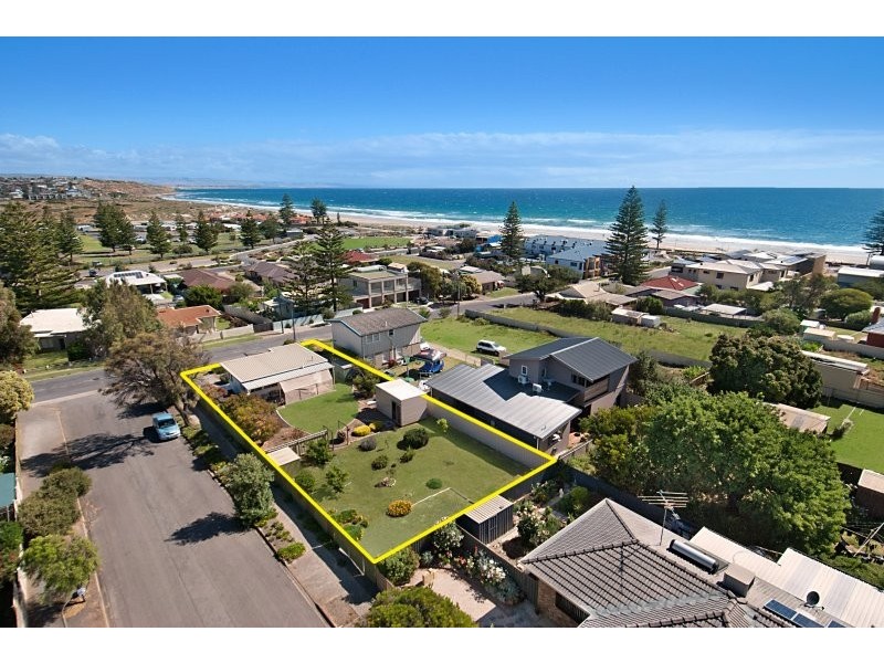 23 Fourth Avenue, Moana SA 5169