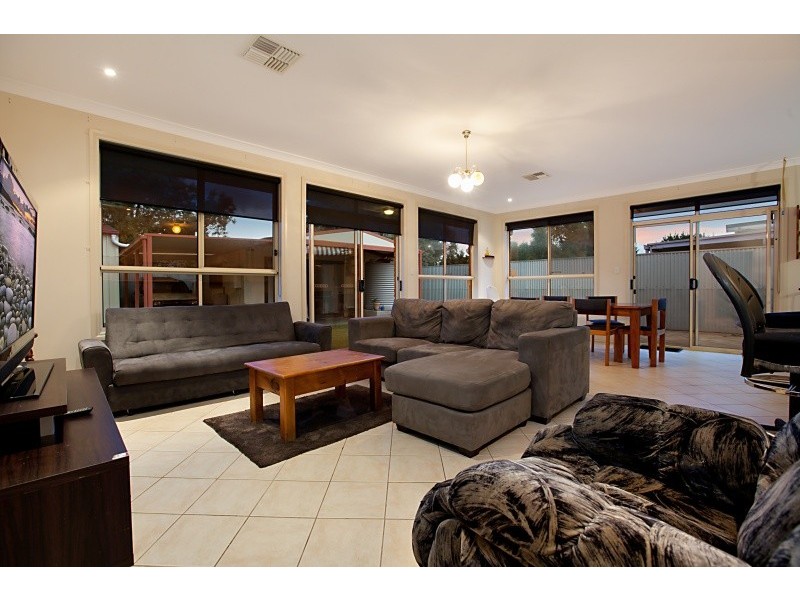 9 Storey Avenue, Aldinga Beach SA 5173