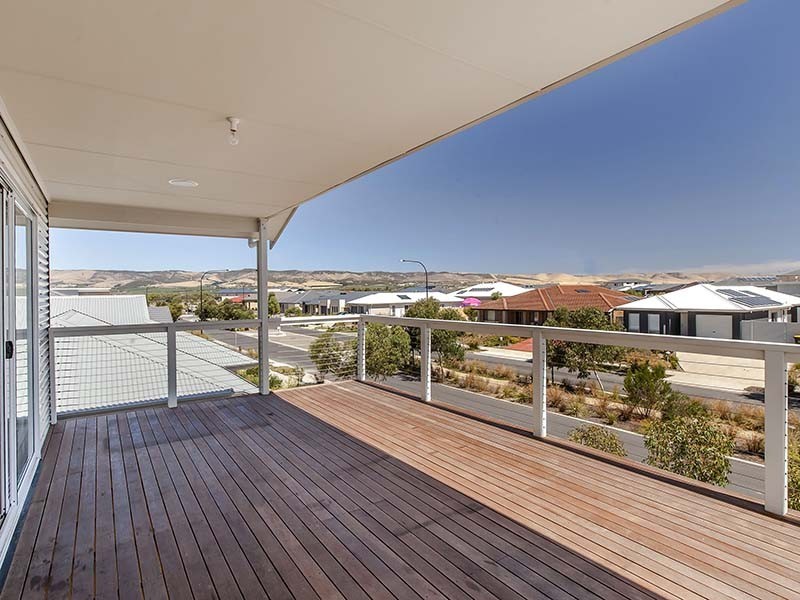 9 Kaurna Avenue, Aldinga Beach SA 5173