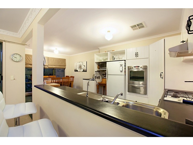 27 Walford Drive, Onkaparinga Hills SA 5163