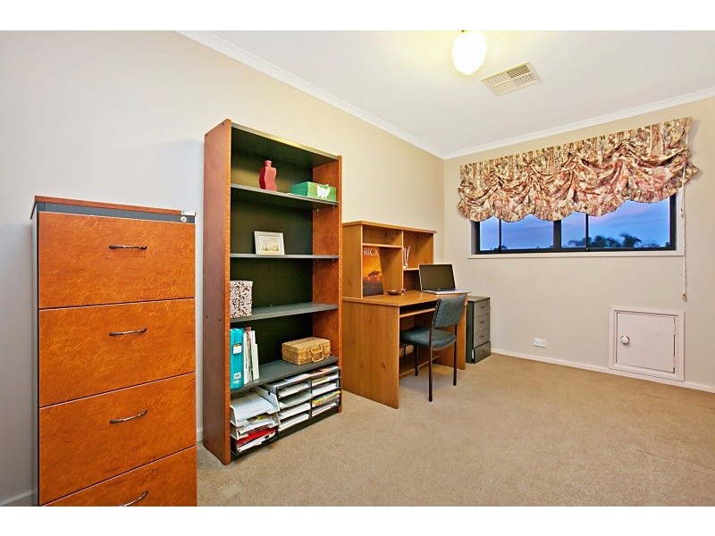 27 Walford Drive, Onkaparinga Hills SA 5163