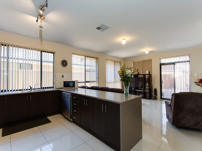 704 Grand Boulevard, Seaford Meadows SA 5169