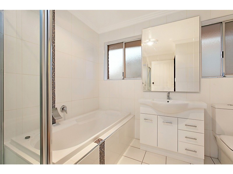 4 Insley Court, Trott Park SA 5158