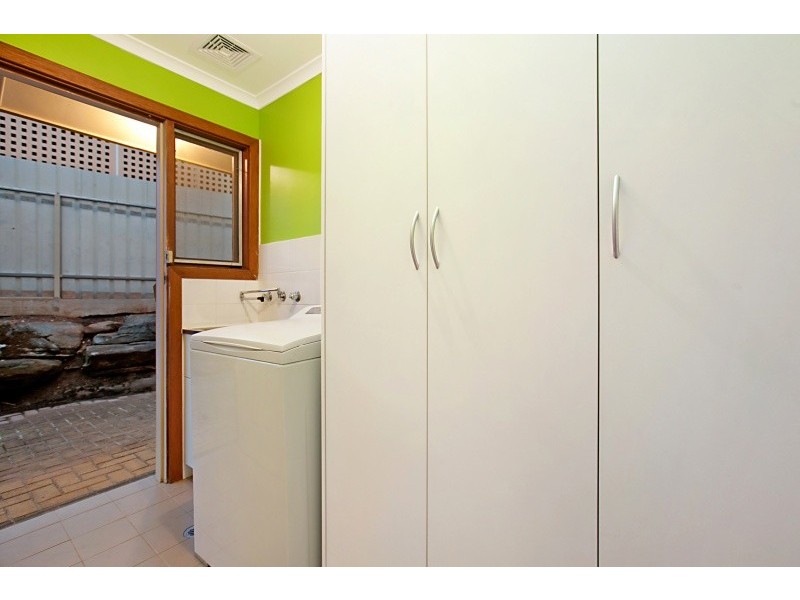 4 Insley Court, Trott Park SA 5158