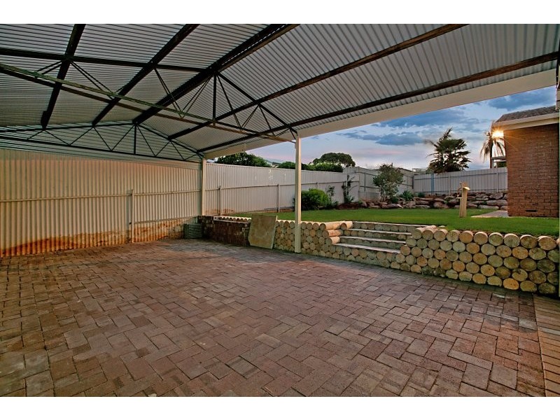 4 Insley Court, Trott Park SA 5158