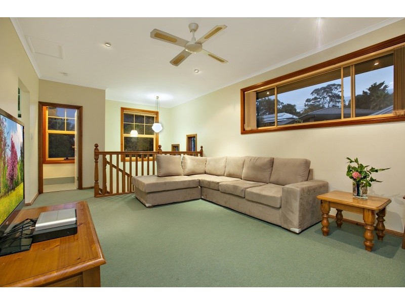 6 Rudge Close, Happy Valley SA 5159