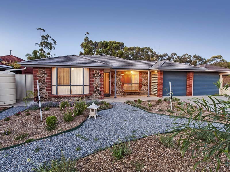 13 Claridge Court, Huntfield Heights SA 5163