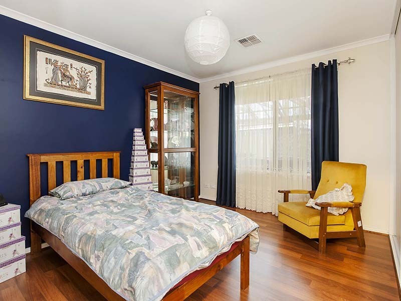 13 Claridge Court, Huntfield Heights SA 5163