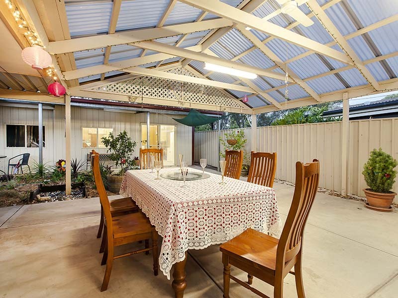 13 Claridge Court, Huntfield Heights SA 5163