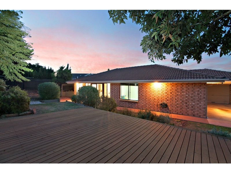 8 Ashford Court, Moana SA 5169