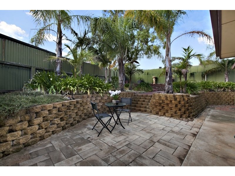 22 Waitara Court, Morphett Vale SA 5162