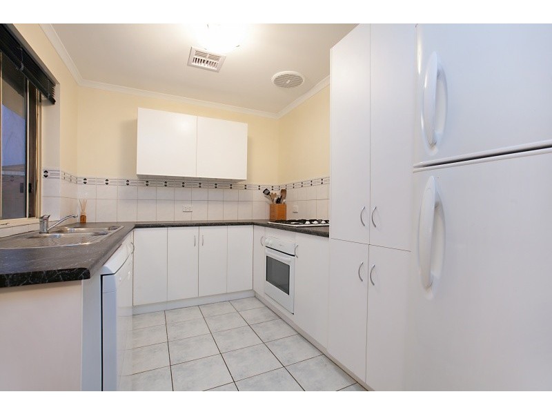 24 Alana Walk, Woodcroft SA 5162