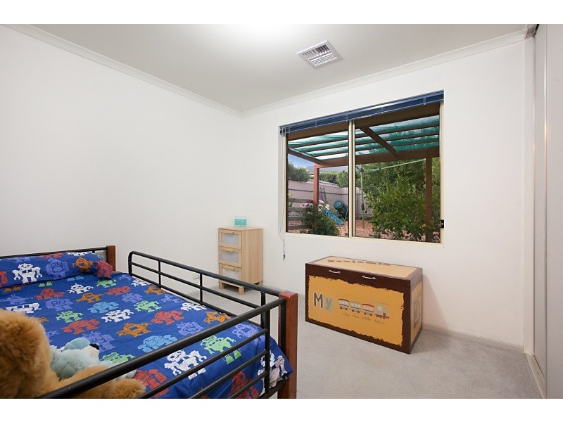 24 Alana Walk, Woodcroft SA 5162