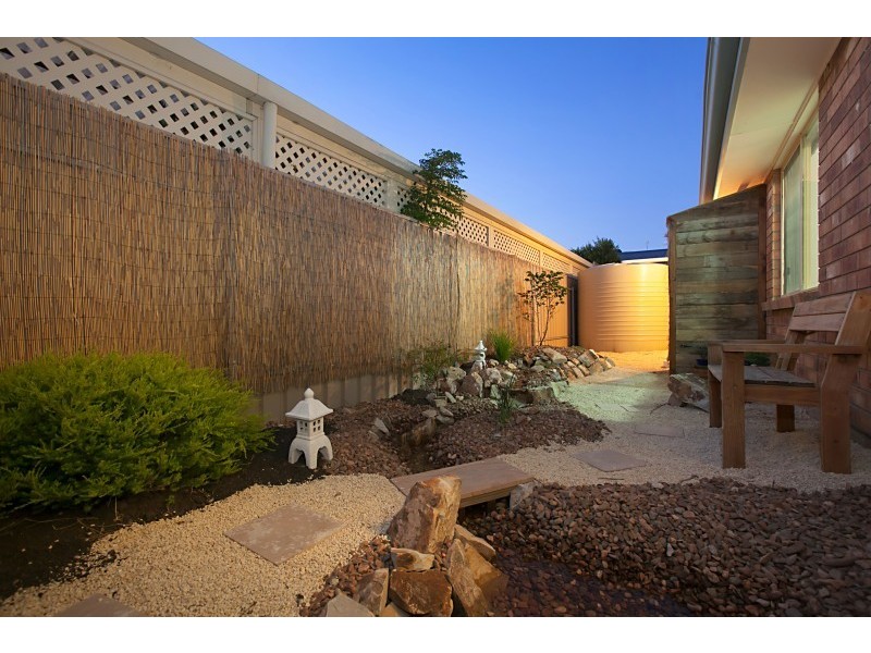 24 Alana Walk, Woodcroft SA 5162