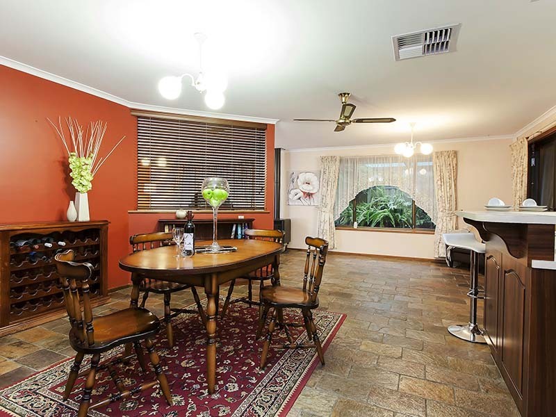 27 Begonia Street, Morphett Vale SA 5162
