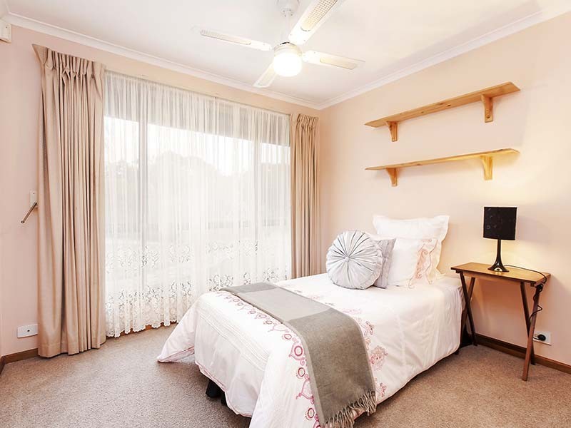 27 Begonia Street, Morphett Vale SA 5162