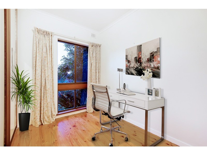 4 York Drive, Flagstaff Hill SA 5159