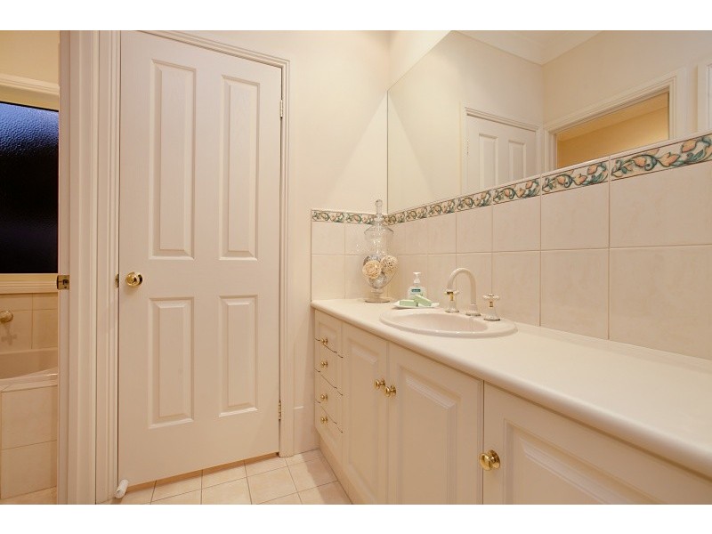 9 William Webb Drive, Sheidow Park SA 5158