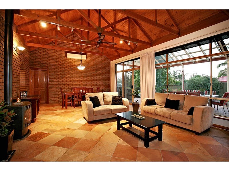 17 Scarpantoni Drive, Mclaren Flat SA 5171