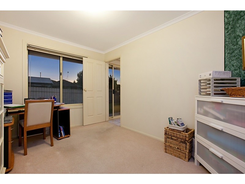 65 Tobin Crescent, Woodcroft SA 5162