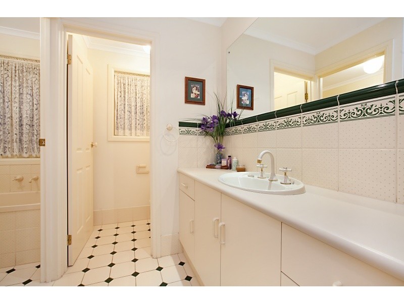 65 Tobin Crescent, Woodcroft SA 5162