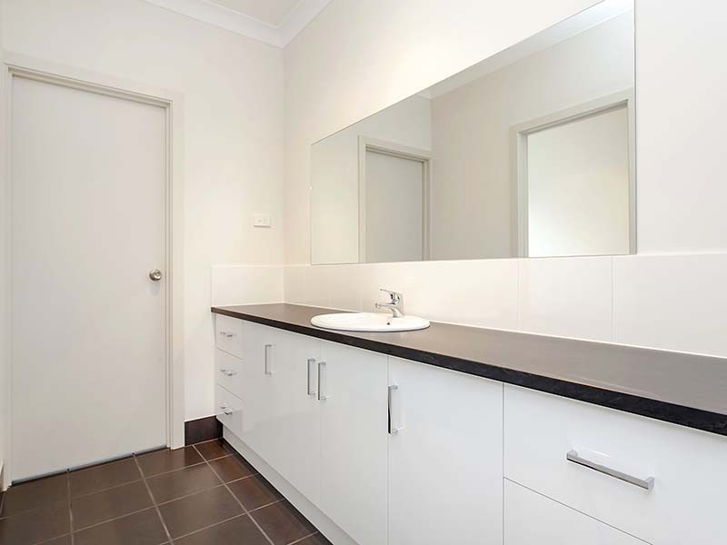 3 Oakridge Close, Aberfoyle Park SA 5159