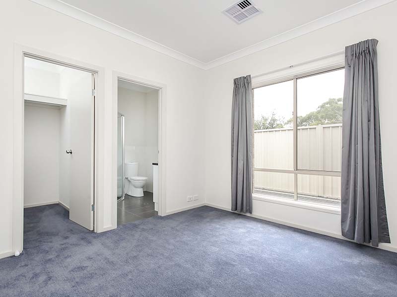 3 Oakridge Close, Aberfoyle Park SA 5159