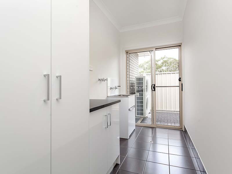 3 Oakridge Close, Aberfoyle Park SA 5159