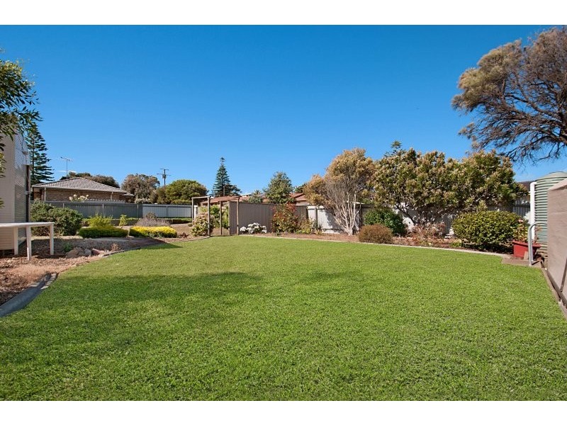 23 Fourth Avenue, Moana SA 5169