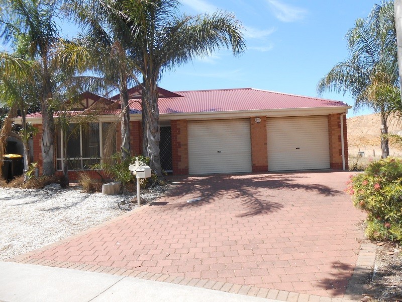 12 Chamberlain Drive, Christie Downs SA 5164
