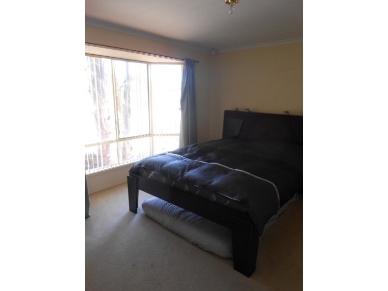 12 Chamberlain Drive, Christie Downs SA 5164