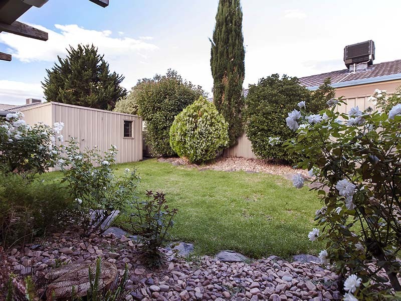 10 Allman Avenue, Woodcroft SA 5162